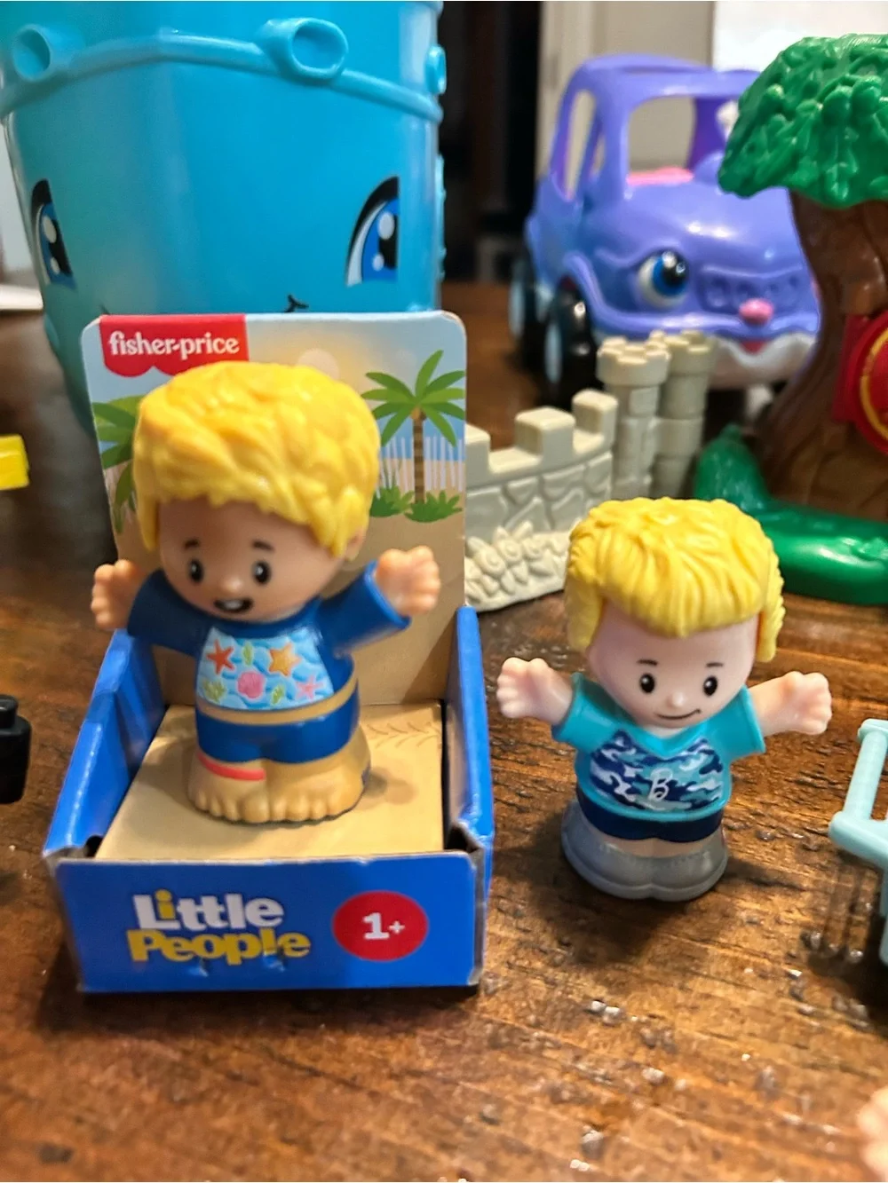 Fisher price little people large assorted vintage lot